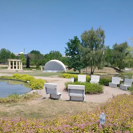 900m Od Plazy Apartment